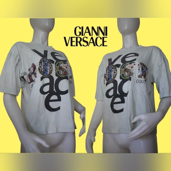 🇬🇧 Vintage '90s Versace Jeans Couture Rock-'n'-roll Print T-Shirt